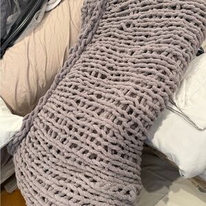 Chunky Knit Blanket in Gray